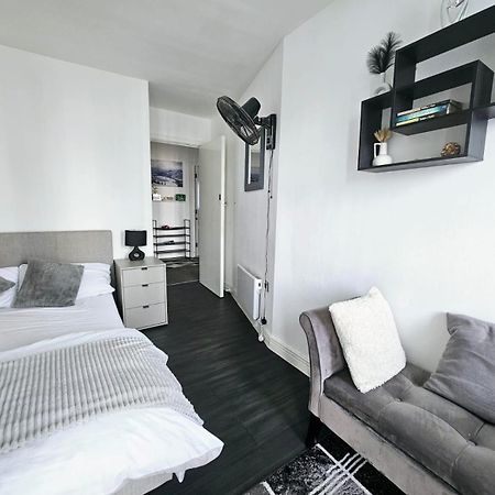 Abba Views Apartment ลอนดอน ภายนอก รูปภาพ